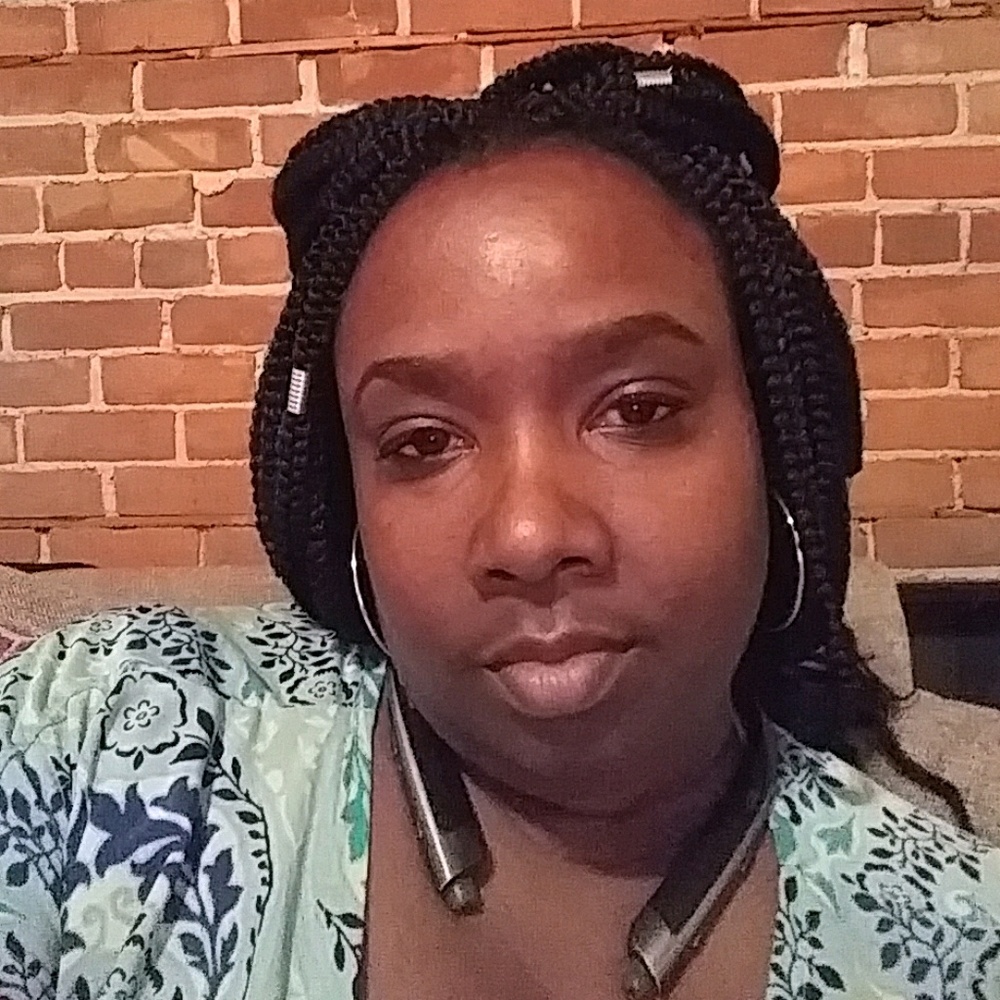 Meet your Posher, Marion